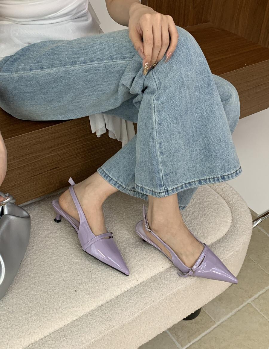 

2025 new patent leather thin heel bag head sandals black retro style word with pointed empty high heels 40 фиолетовый