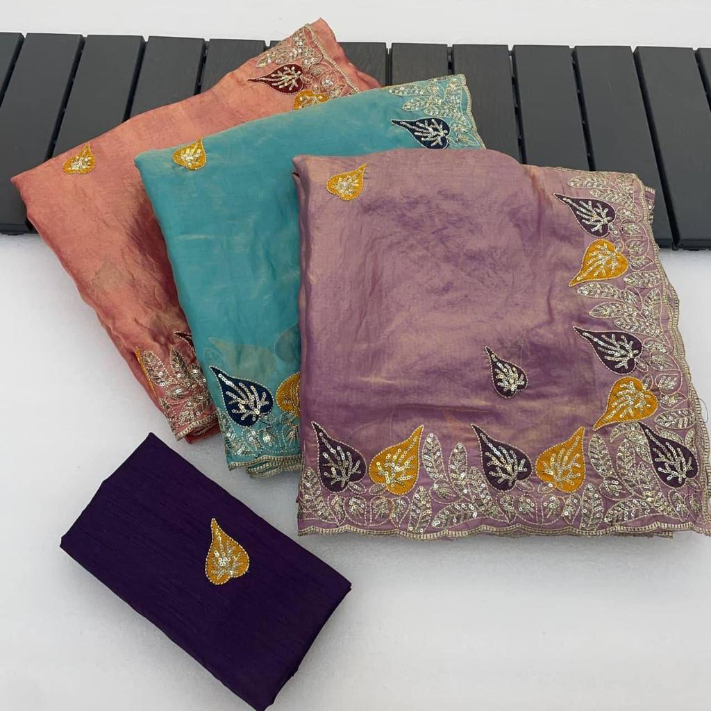 Saris purs et doux en satin Fandy avec d'incroyables sequins de 3 mm et du travail au fil multicolore