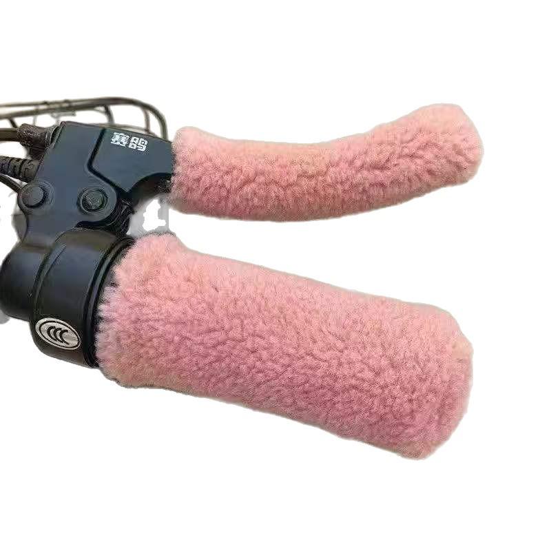 

Universal Electric Scooter, Bike, & Tricycle Handlebar Warm Cover Gloves – Cold-Proof Winter Protection Handlebar Cover хакі