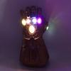 Guantelete del Infinito de Vengadores 3 Infinity War de Calidad Premium Luz LED Guantes de Thanos Accesorio de Cosplay Para Entusiastas