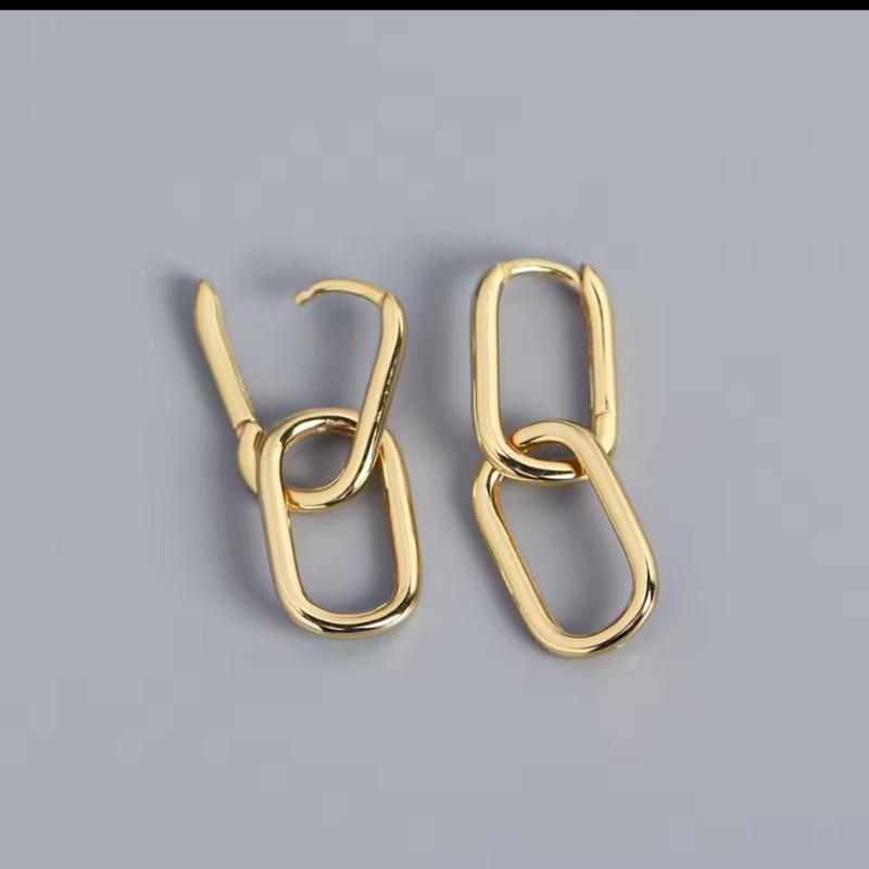 

Fashionable Women s Versatile Earrings With A High-end Temperament Hoop One Size
