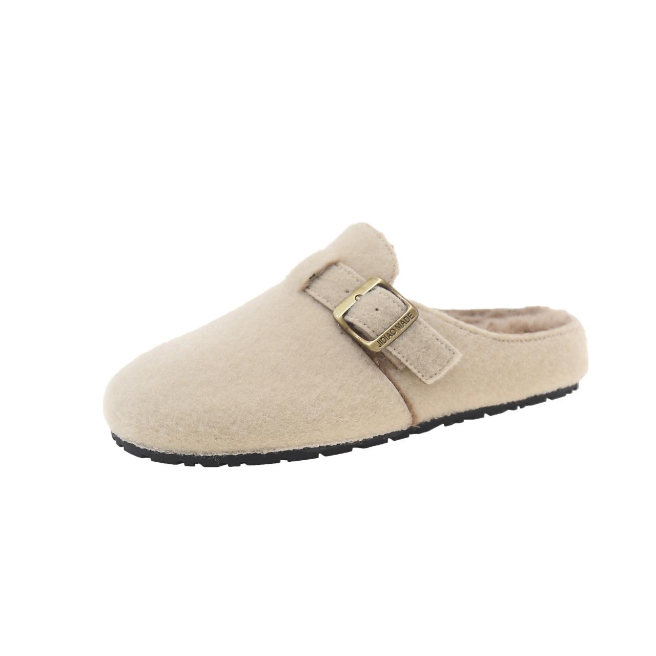 

Retro fashion winter outer wear flat-bottomed slippers 2024 autumn and winter new velvet warm one pedal fluffy drag girl 40