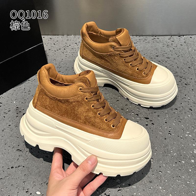 Hoge casual schoenen herfst en winter nieuw dikke zool kleine fleece lichtgewicht board schoenen
