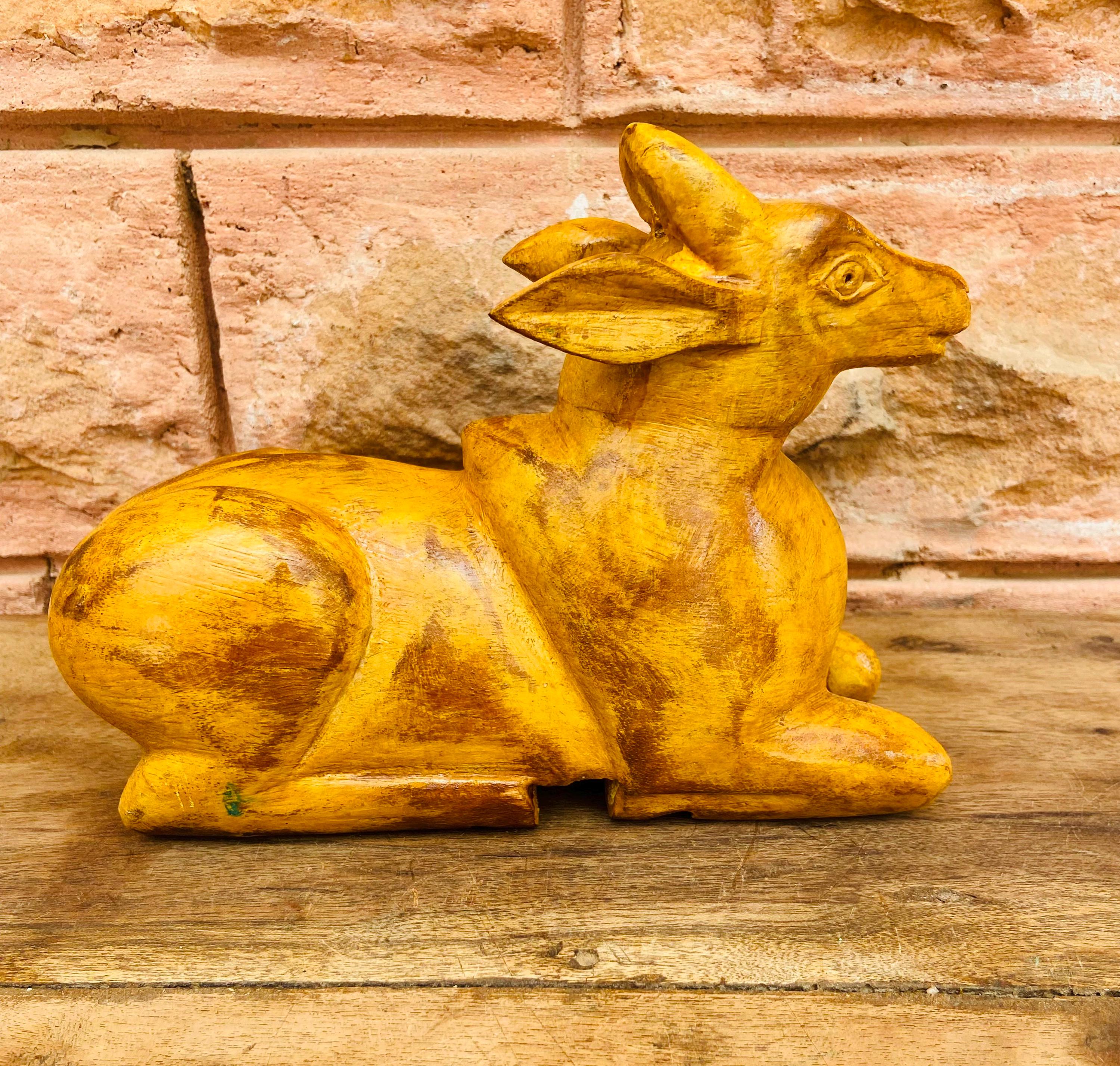 Hand Painted Wooden Cow Figurine: Rustic Farmhouse Decor 16” X 8” X 24” (l x w x h) разноцветный