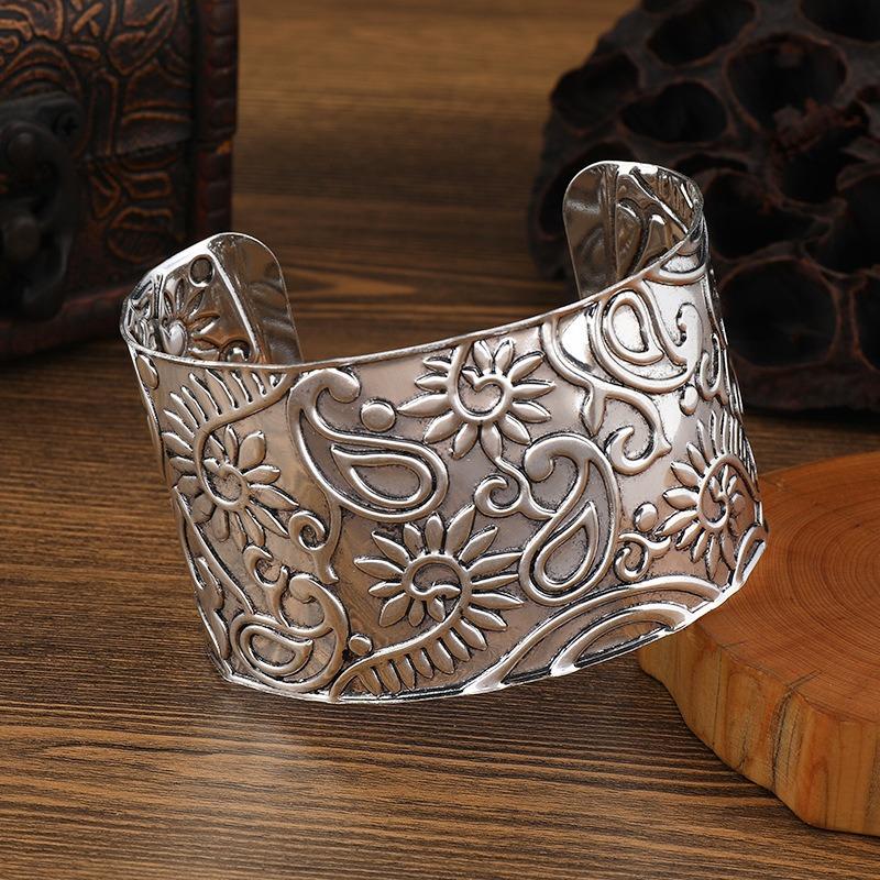 

Винтажный браслет из серебра Мяо широкой версии с гравированным узором, женский богемный браслет на руку, тибетский браслет, экзотические аксессуары