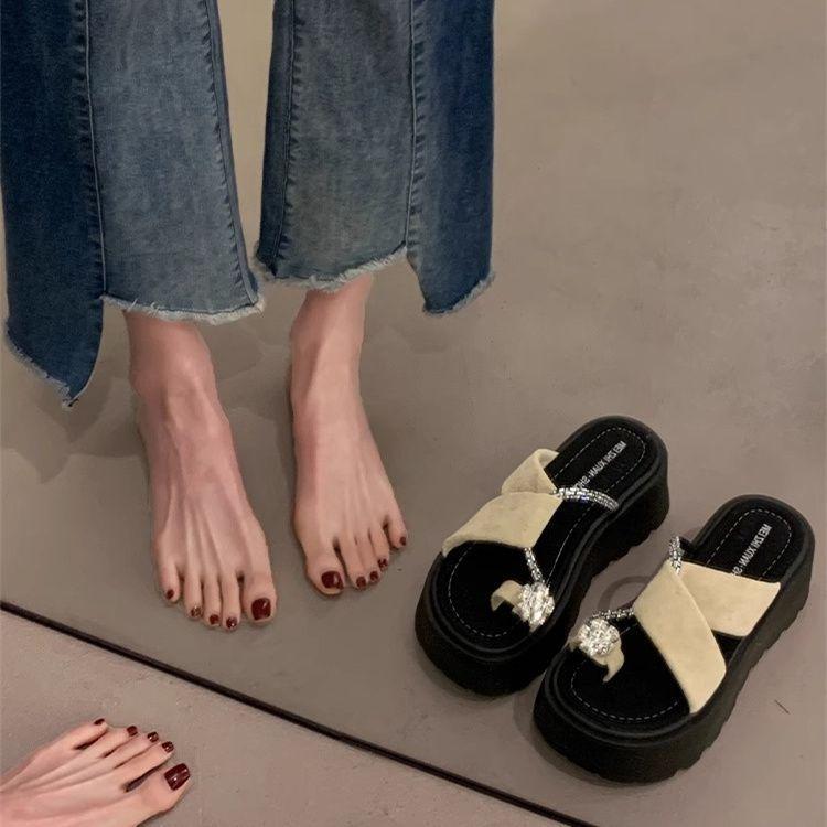 Height-increasing versatile non-slip with skirt cover, toe cool slippers, summer and Korean version thick-soled slippers, women's summer outer wear 2