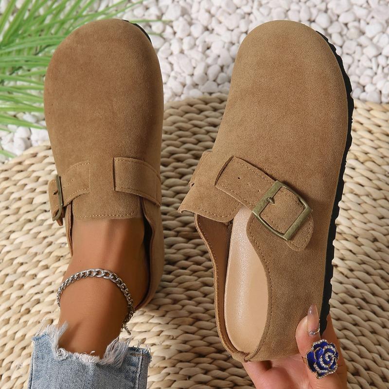 A New Style of Women's Casual Shoes with Thick Soles and Half Slippers, One Foot