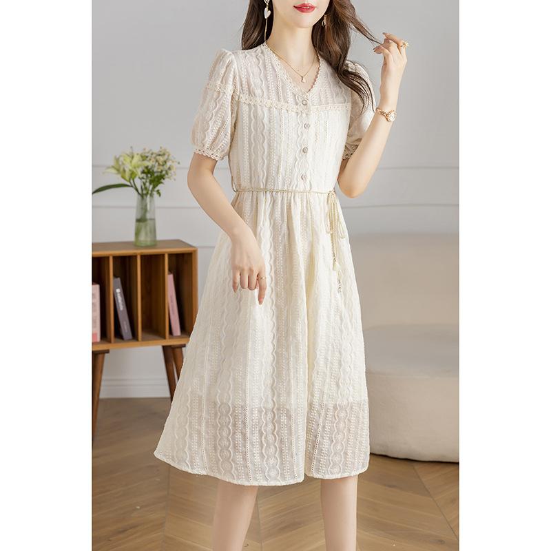 Literary and retro dress women's summer new hollow jacquard long skirt waist and thin