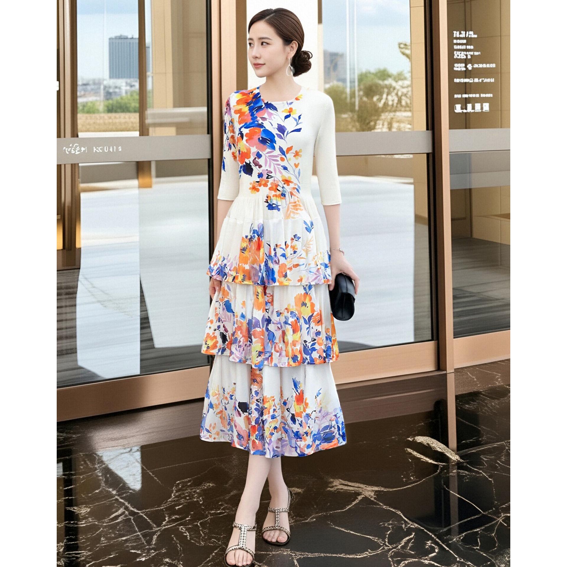 

Elegant Mid-Length Spring Dress 2026: New Style Miyake Pleats with Layered Cake Skirt One Size брудно-білий