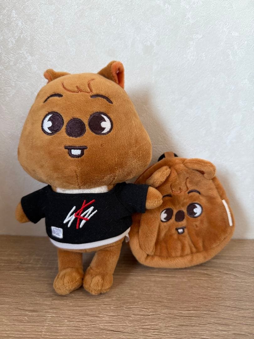 

[USED] straykids skzoo Han plush toy + mini pouch