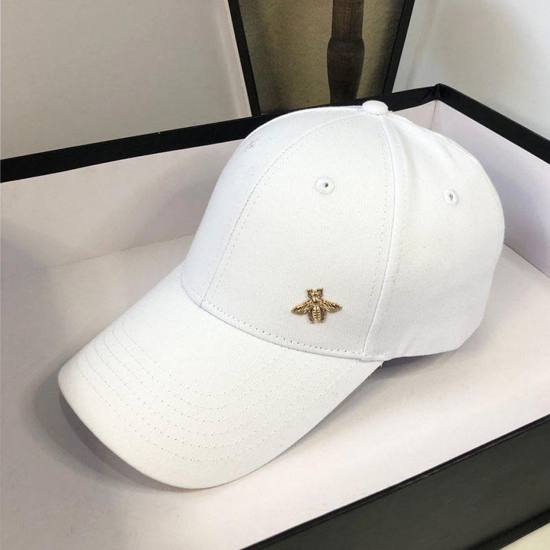 Japanese Style Women's White Baseball Cap - Spring & Summer Trend, Fashionable Duckbill Design, Small Head Circumference, Perfect for Travel.