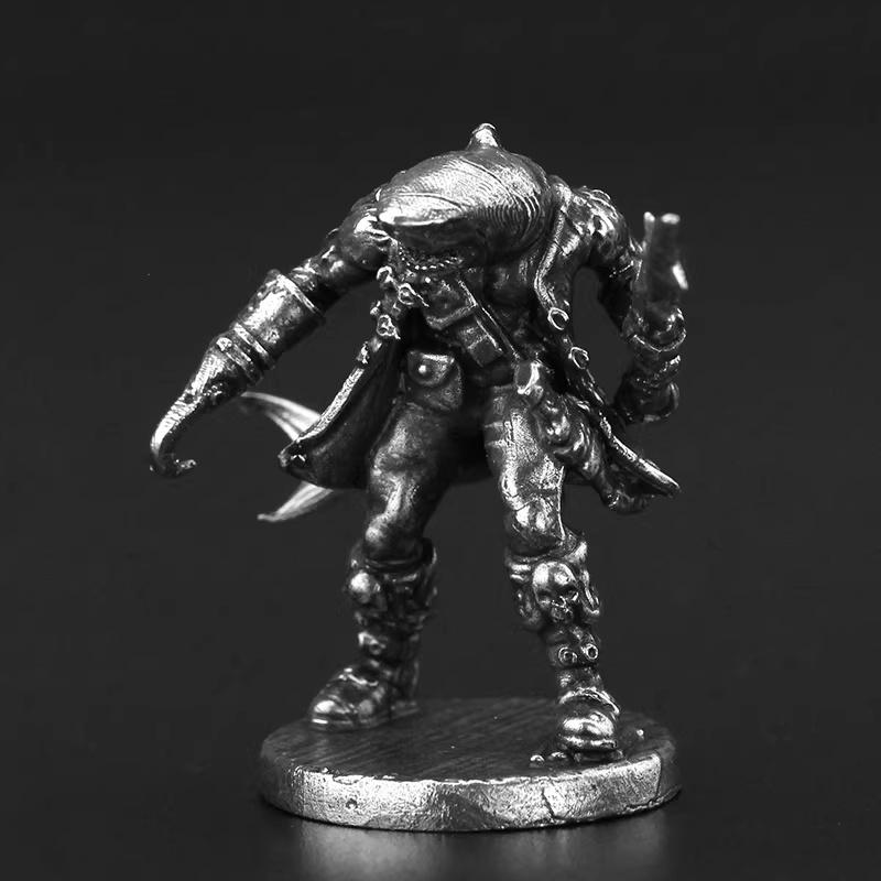 Solid Metal Blood Ocean Shark Warrior Miniature Wargame Figure Unpainted Collectible Gift For Men Car Interior Decoration