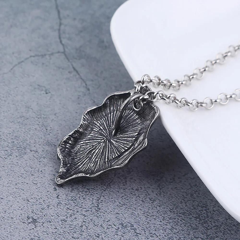DMC Devil Maycry Pendant Necklace Devil Hunter Dante Perfect Amulet Red Crystal Necklaces for Women Men Choker Jewelry