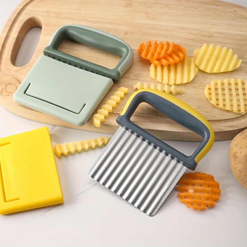 [Durable Crinkle Cut Potato Chip Maker] 1pc Stainless Steel Wavy French Fry Cutter, Kitchen Wave Pattern Vegetable Slicer Tool