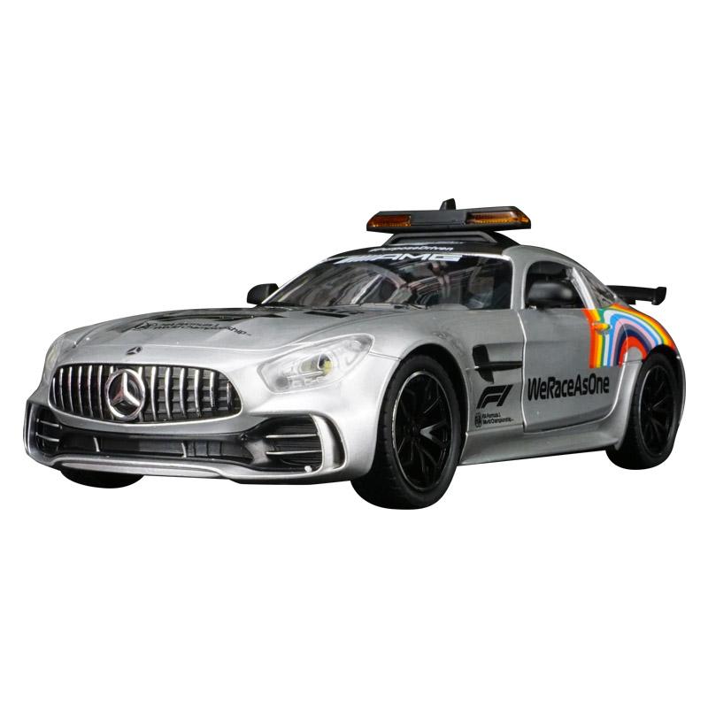 

1:24 Simulation Mercedes Benz GTR safety racing car Model doors and the front hood and trunk door can also be opened срібний