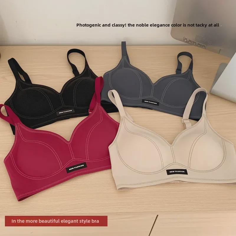 Zodiac Red Seamless Women's Bra: Thin, Gathered, Wireless, Anti-Sag, Beautiful Back Design