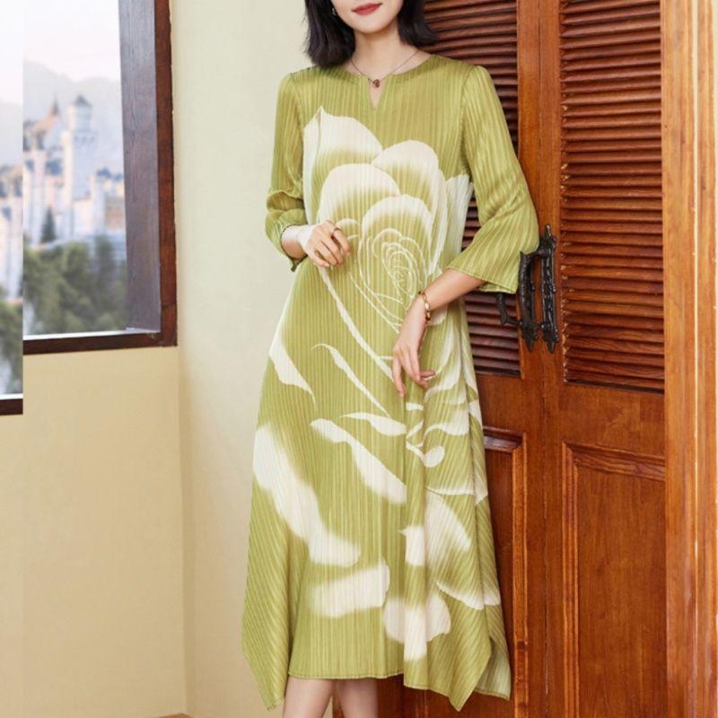 Elegantní a bohaté šaty s potiskem pivoňky, 3/4 rukávy, plisované, pro dámskou štíhlou spodní sukni