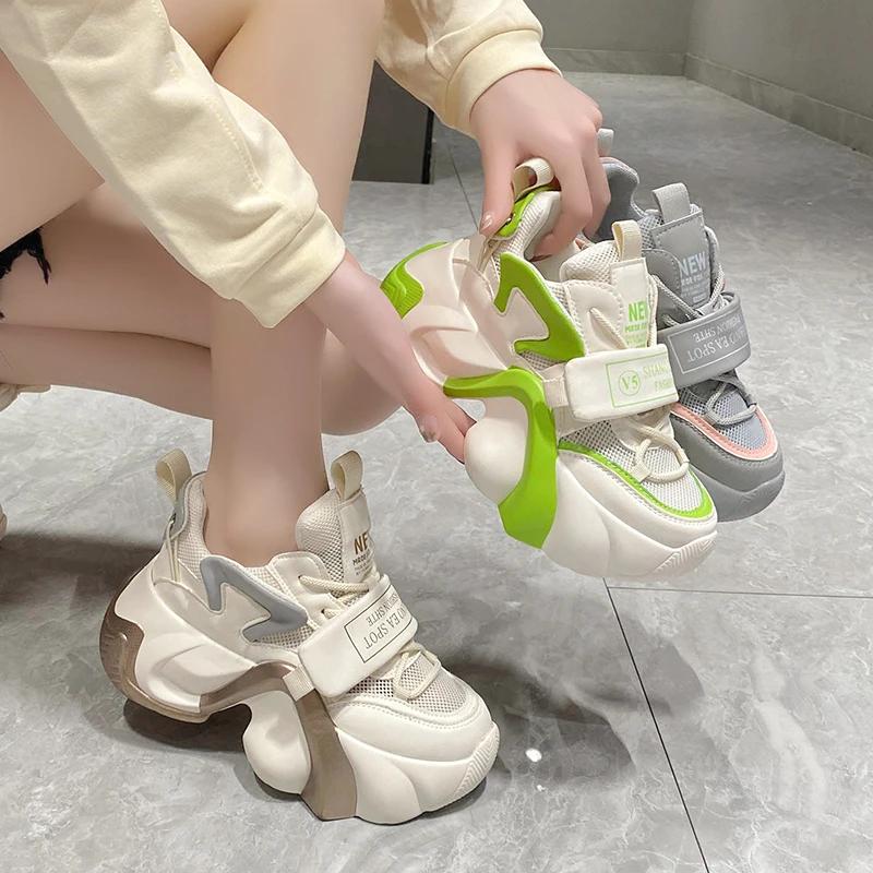 Fashion Women Platform Casual Breathable Mesh Shoes 2024 New Summer Chunky Sneakers 7CM Wedge Hidden Heels Woman Hollow Leisure Shoes