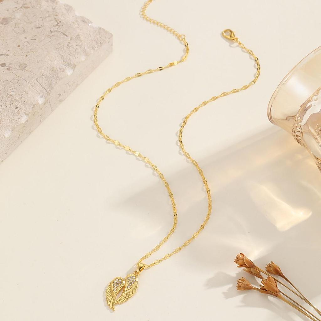 Luxury Angel Wings Pendant Necklace