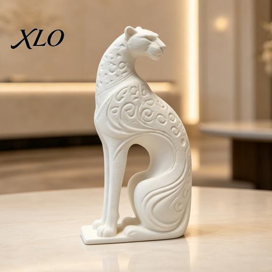 Luxury Desktop Art Decoration 3D Printed Hollow Leopard Figurine, Modern Abstract Cheetah Sculpture Contemporary Room Ornament for Desk Shelf,