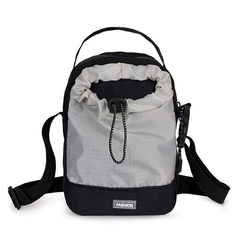 New drawstring messenger bag women's new portable and lightweight shoulder mobile phone bag versatile fashion commuter women's bag