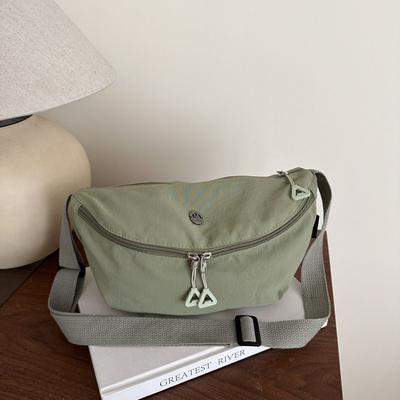 Today's Popular High-end Fashion Shoulder Bag New Simple Nylon Sports Bag Casual Messenger Bag Tide