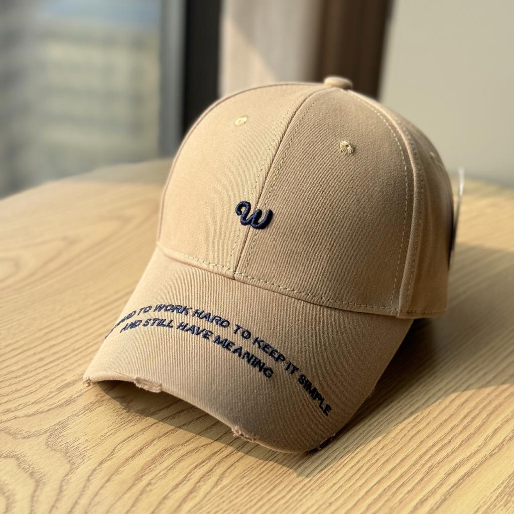 Korean-style Women's Cap with Embroidered Letters, Hard-brimmed Baseball Cap, Trendy and Versatile, Casual Student Cap, Suitable for Spring and