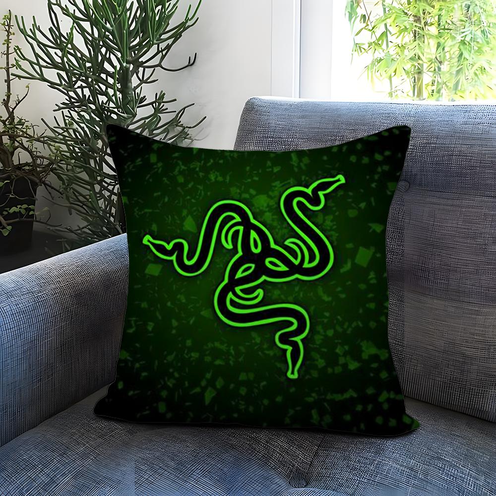 

Retro R-RazerS Cushion Cover Comfortable Reversible Pillow Cover Ideal for Car Sofa Bedroom & Beyond 30cmx30cm