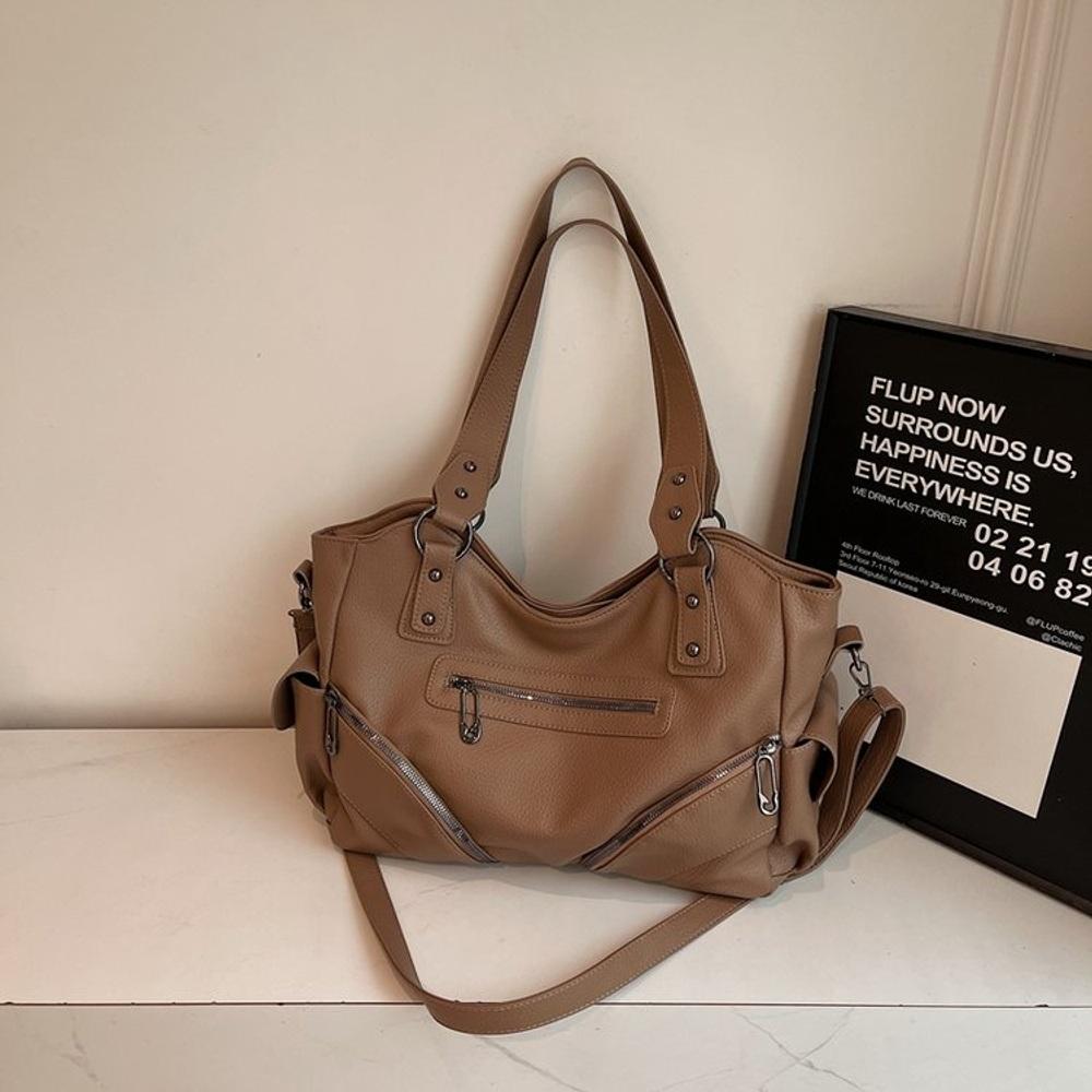 Women's Rivet PU Leather Shoulder Bag Large Hobo Handbag
