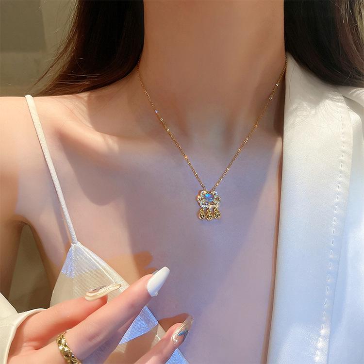 Minimalist Clavicle Necklace: Japanese & Korean Style, Luxurious Real Gold-Plated Titanium Steel Pendant for Women