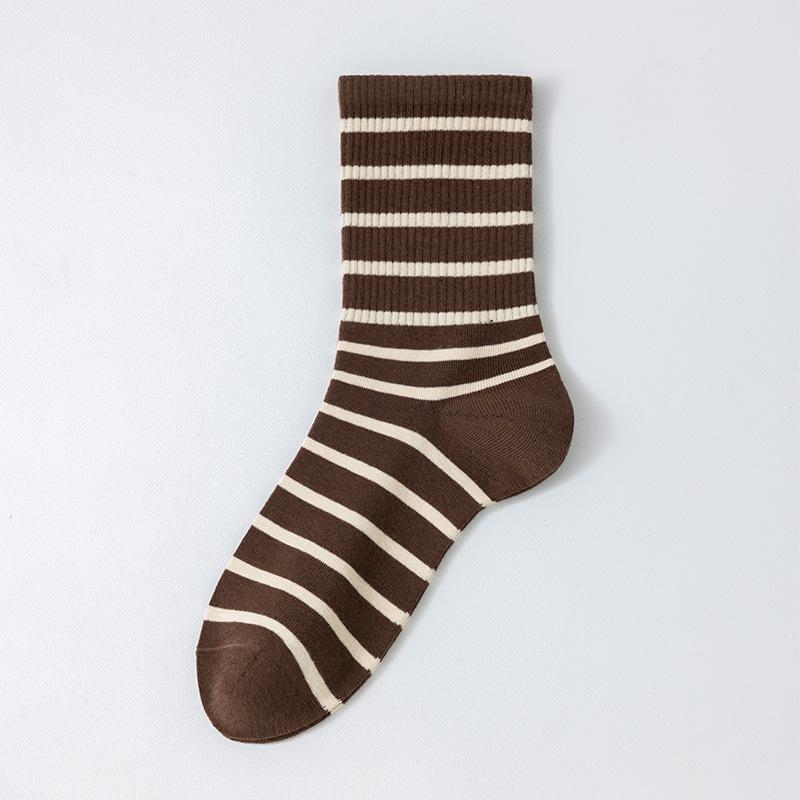Damen Energetische Maillard-Streifen Mittellange Sportsocken mit Haifischhosen-Design One Size hellbraune