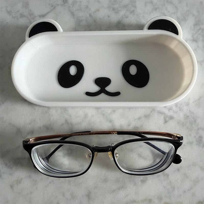 VP Cute Panda Cat Eyeglasses Display Stand | Creative Holder & Decor For Glasses Wearers Easy To Clean Desk Accessory
