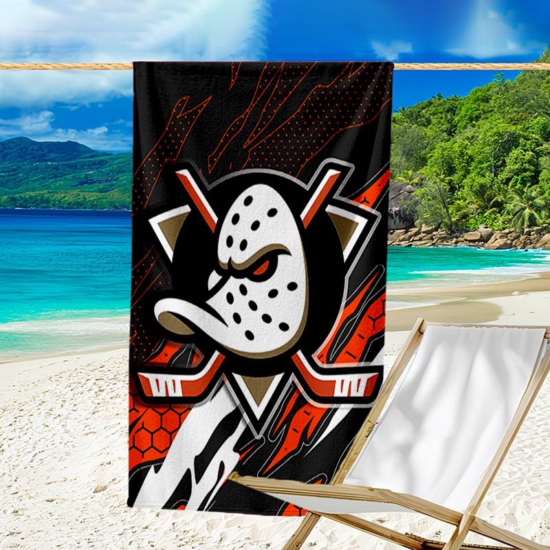 1pc Football Team (51) Beach Towel, Beach and Seaside Swimming Pool Equipment, Fashion Pattern, Rectangular, Travel Essentials