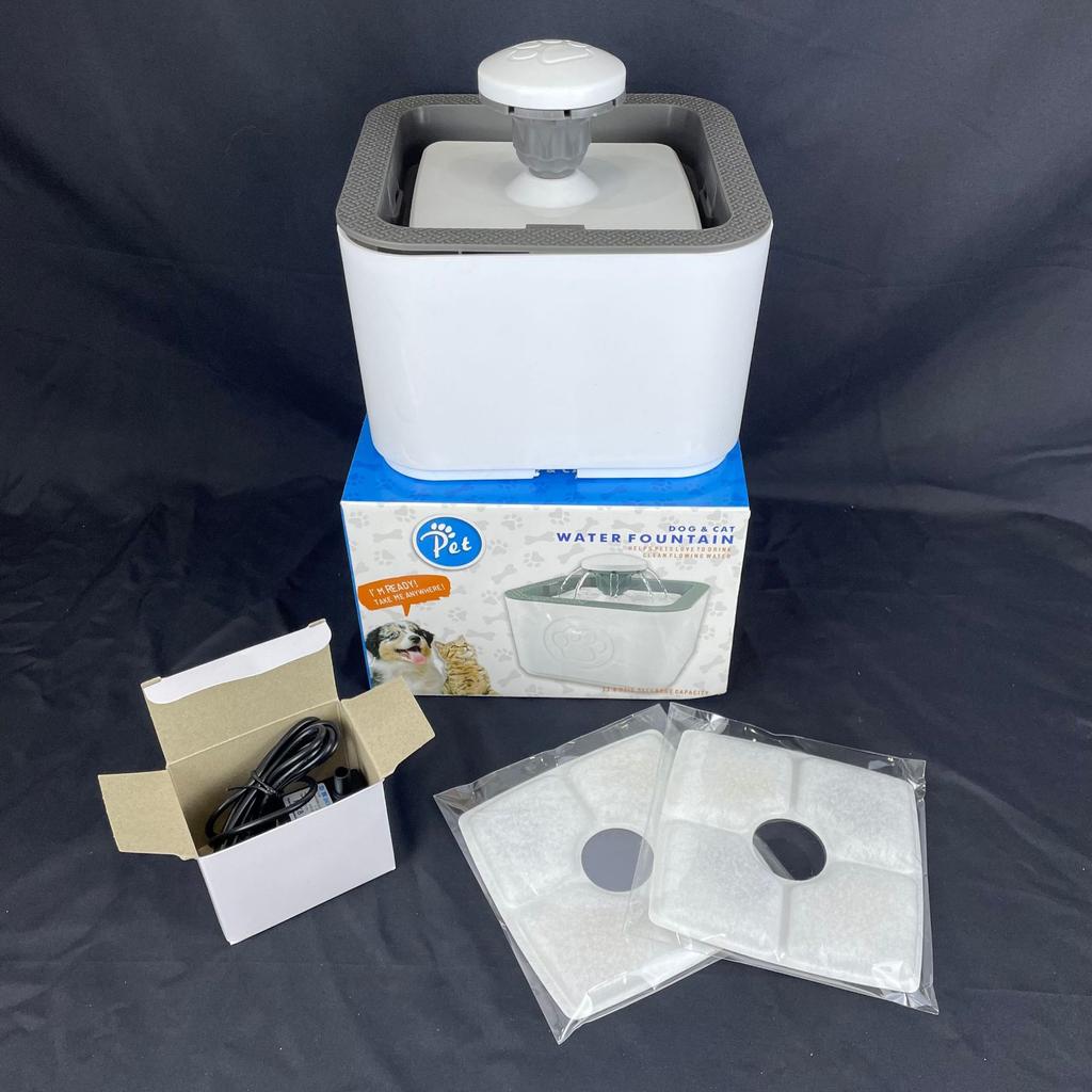 Pet Drinking Fountain Cat Dog Plastic Intelligent Large Capacity Pet Drinking Fountain 2000ml