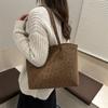 Large capacity fashionable and versatile large bag women's new trendy tote bag textured shoulder armpit bag