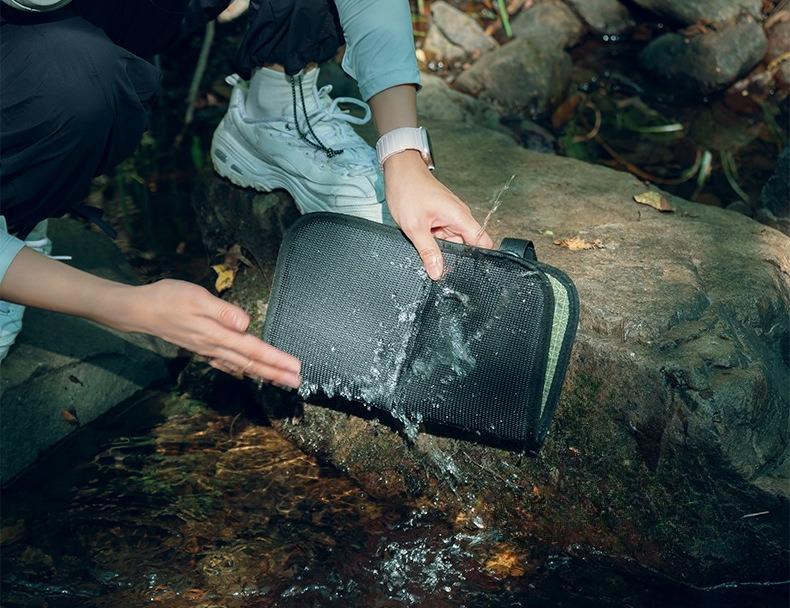 Outdoor Folding Seat Cushion Picnic Mat Moisture-proof and Waterproof Portable and Thick Camping and Hiking Mat for Outdoor Use