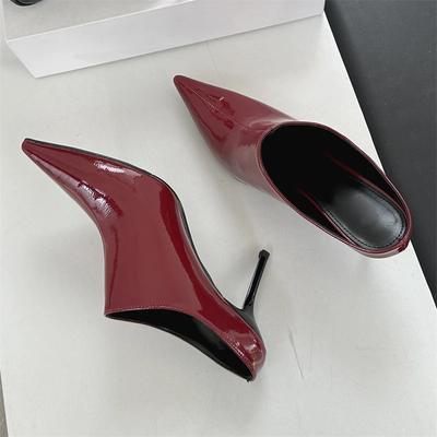 Jarní móda Dámské pantofle Sexy špičatá špička Tenký nízký podpatek Skluzavky na svatební párty Muly Boty Zapatillas De Mujer