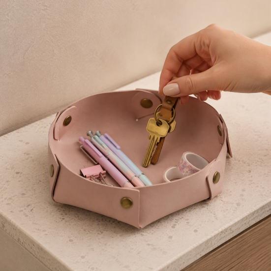 Modern Office Desk Decor PU Leather Folding Storage Tray, Waterproof Portable Jewelry Dish, Valet Tray Retro Rivet Desktop Organizer for Entryway And