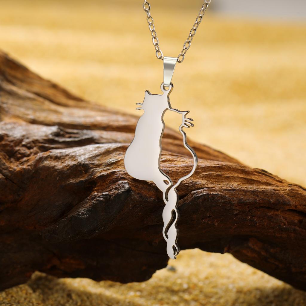 Hug Cats Necklace Women Stainless Steel Jewelry Cute Animal Pet Hugging Pendant Lovely Kitten Neck Chain Fashion Christmas Gifts
