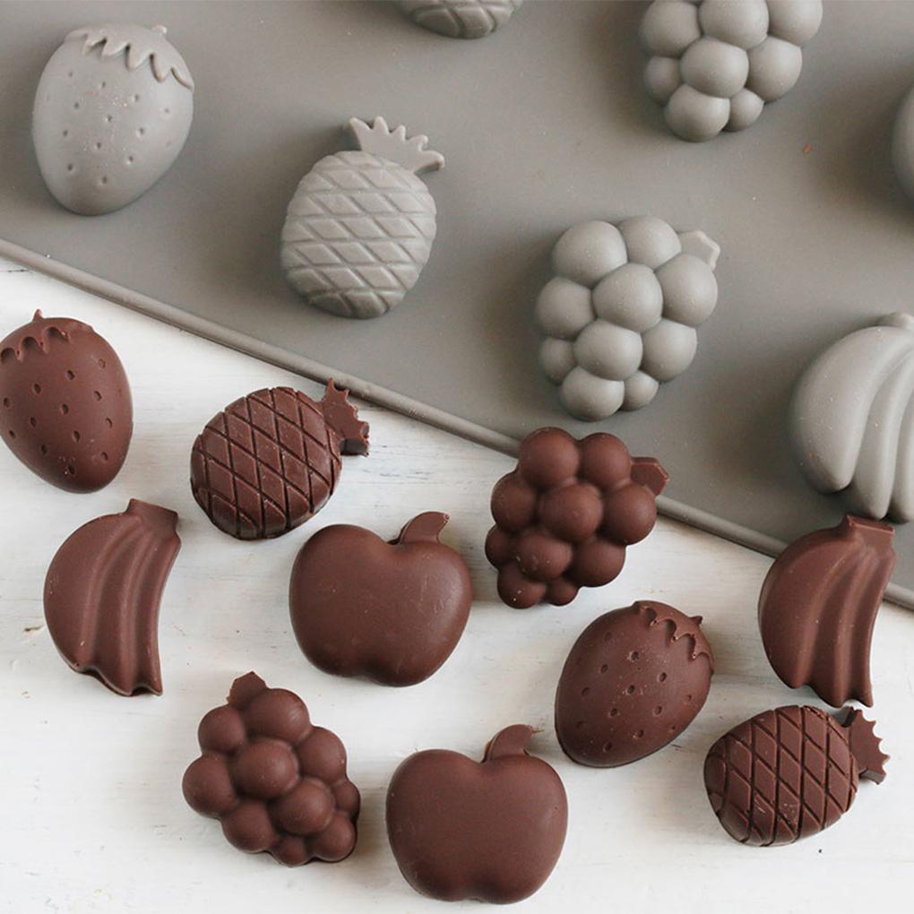 Chocolate Mold Non-stick DIY Cake Maker Tray Grids Silicone Kitchen Baking Mould