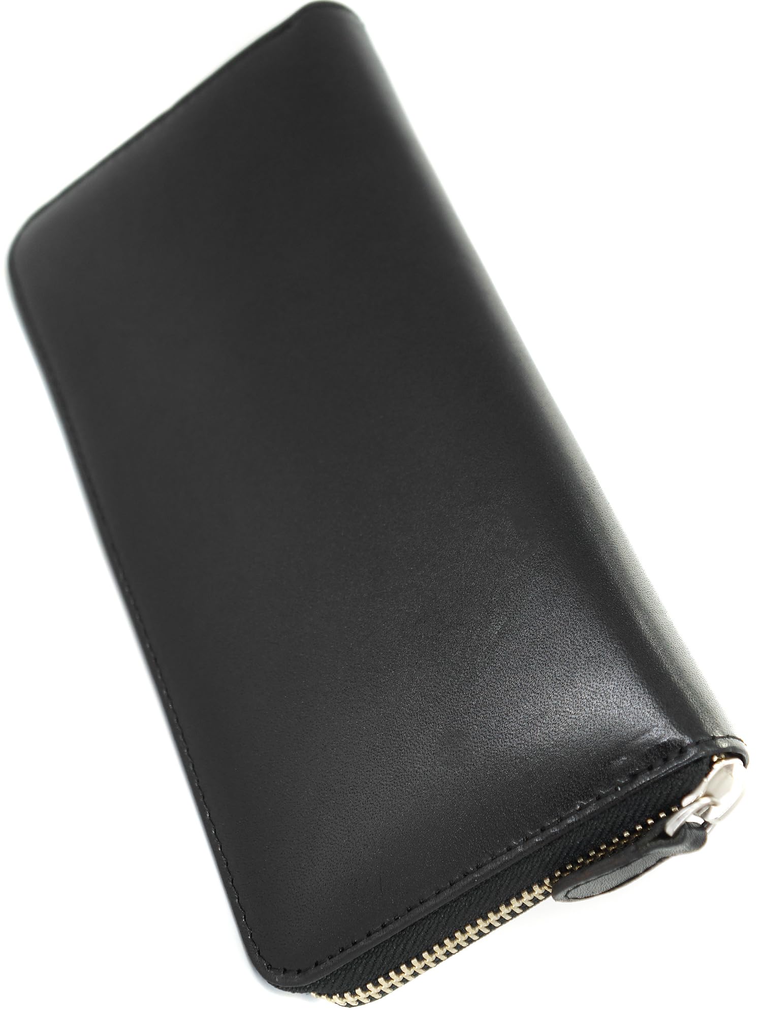 

Цей чорний гаманець зі шкіри Точігі та Хімедзі виготовлений з натуральної коров ячої шкіри та має круглу застібку-блискавку, відділення для монет та слоти для карток.