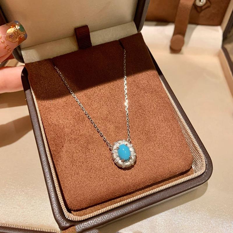 fashion silver  turquoise pendant Exquisite simple oval blue-green necklace for women light luxury wedding romantic