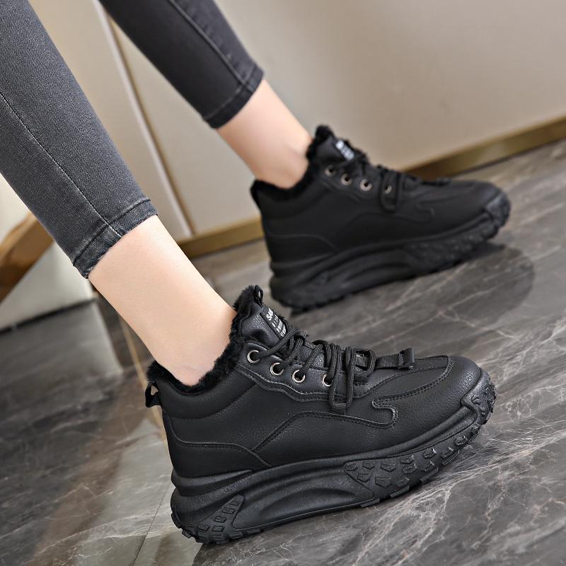 Fleece black sneakers winter new leather shoes are not tired of casual cotton shoes
