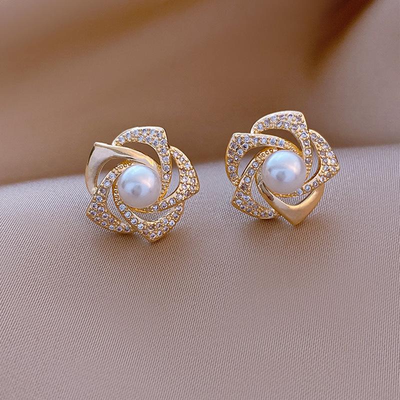 

French Light Luxury Crystal Rose Flower Pearl Stud Earrings For Women Korean Exquisite Earring Party Mother S Day Jewelry