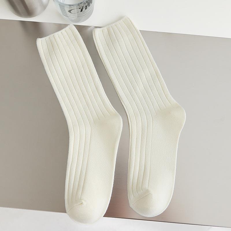 Women's Japanese Style Mid-Calf Double-Needle Combed Cotton Socks - Autumn/Winter Breathable Versatile Solid Color