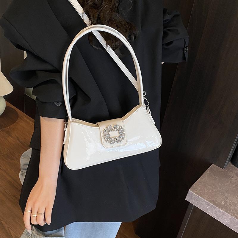 Summer new fashionable bright diamond shoulder bag underarm bag trendy simple high value messenger bag baguette bag