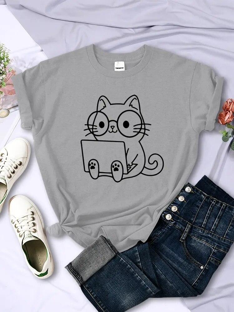 Careful Study Of Work Cat Sketches Unisex T-shirt Personality Trend Casual Tee Clothing Street Creative Tops Female Short Sleeve