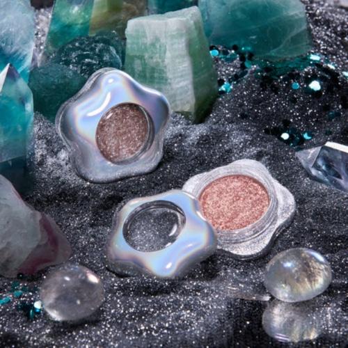 BEAUTY PEOPLE DAzzling Star Pigment Glitter Shadow 1.2g