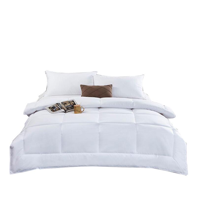 OUBAOJIA All-Season Pure Cotton Down Alternative Quilt