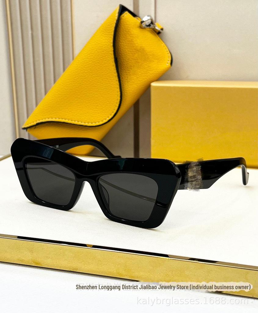LOE Classic Cat-Eye Luxury UV-Protection Women's Sunglasses LW40036I